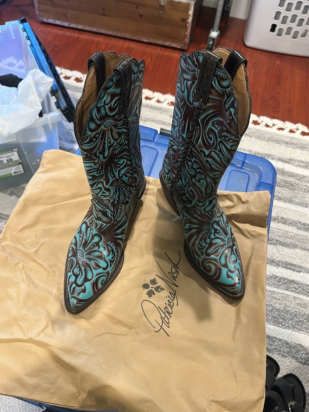 Patricia Nash Turquoise & Brown Embossed Leather Cowboy Boots 6.5